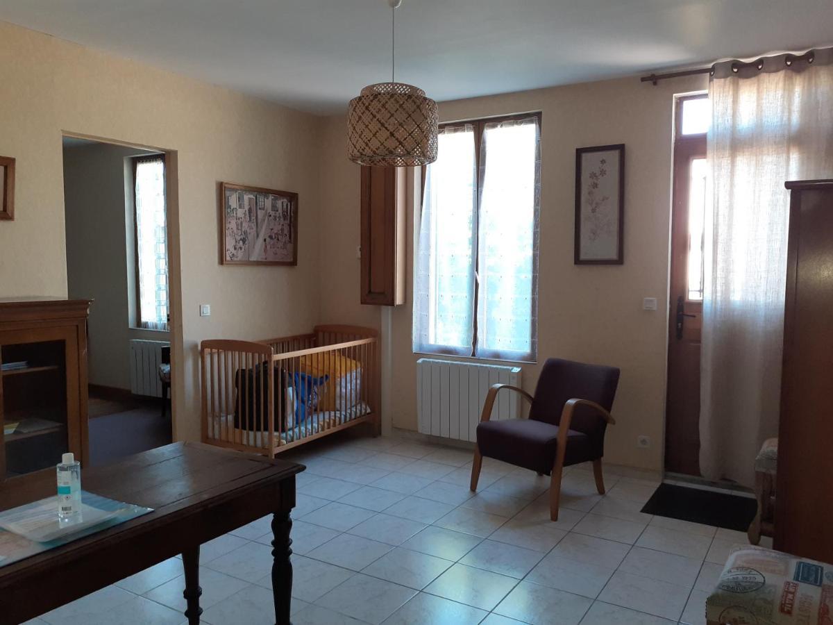 Gite 32 Rue Du Huit Mai Freneuse  Dış mekan fotoğraf